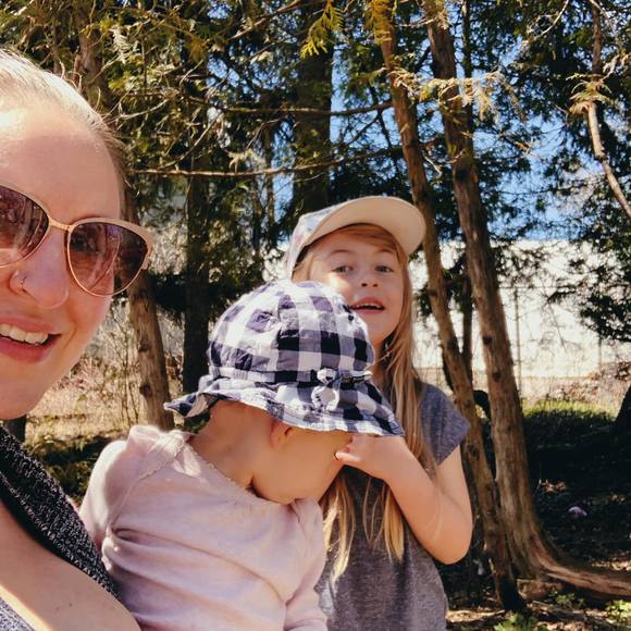 Meet your Posher, Sarah - Picture 1 of 1